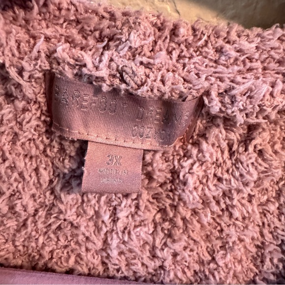 Barefoot Dreams Orchid
Boardwalk Cardigan Sweater - Picture 5 of 6